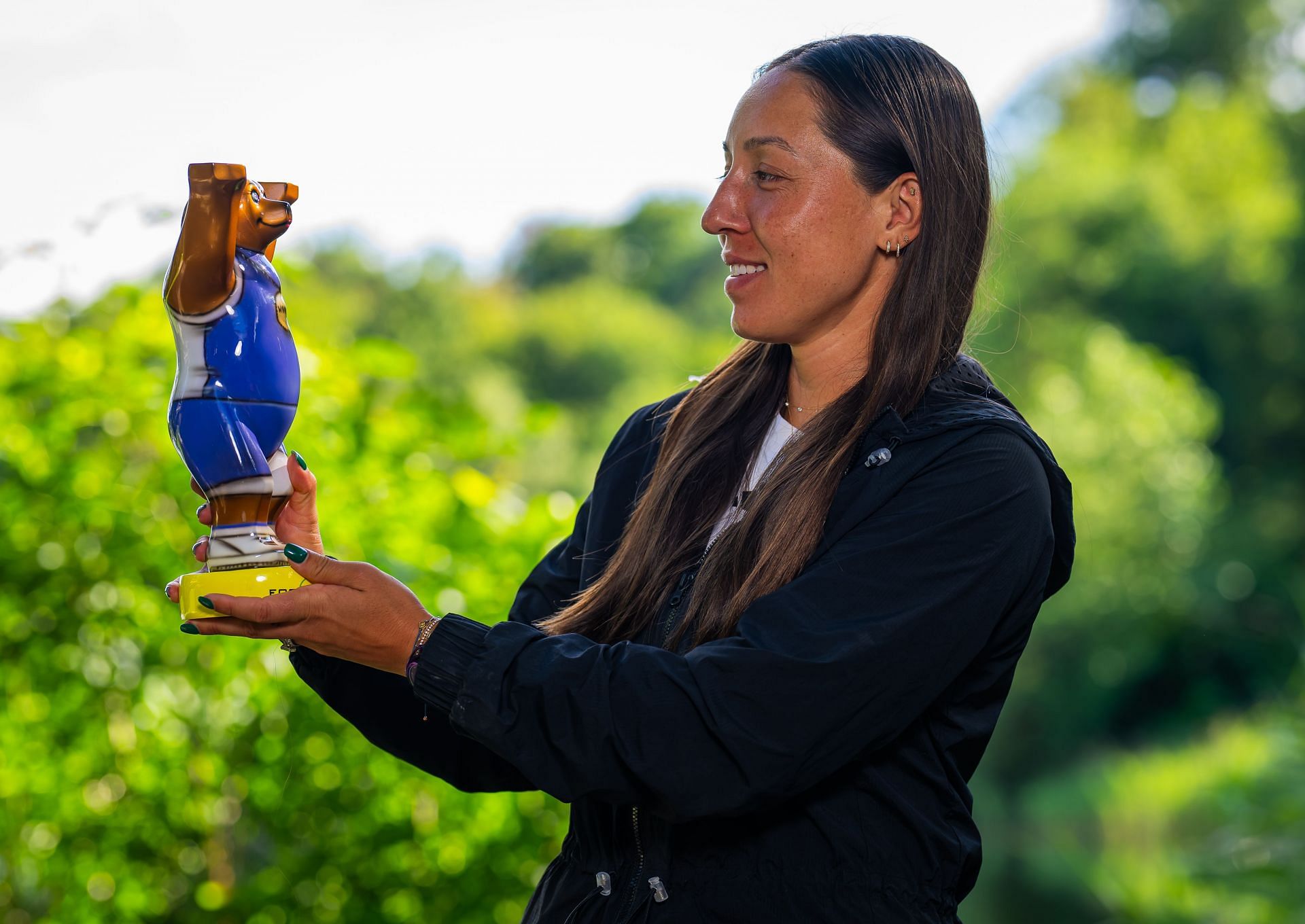 Jessica Pegula with the Berlin 2024 trophy. (Source: Getty)